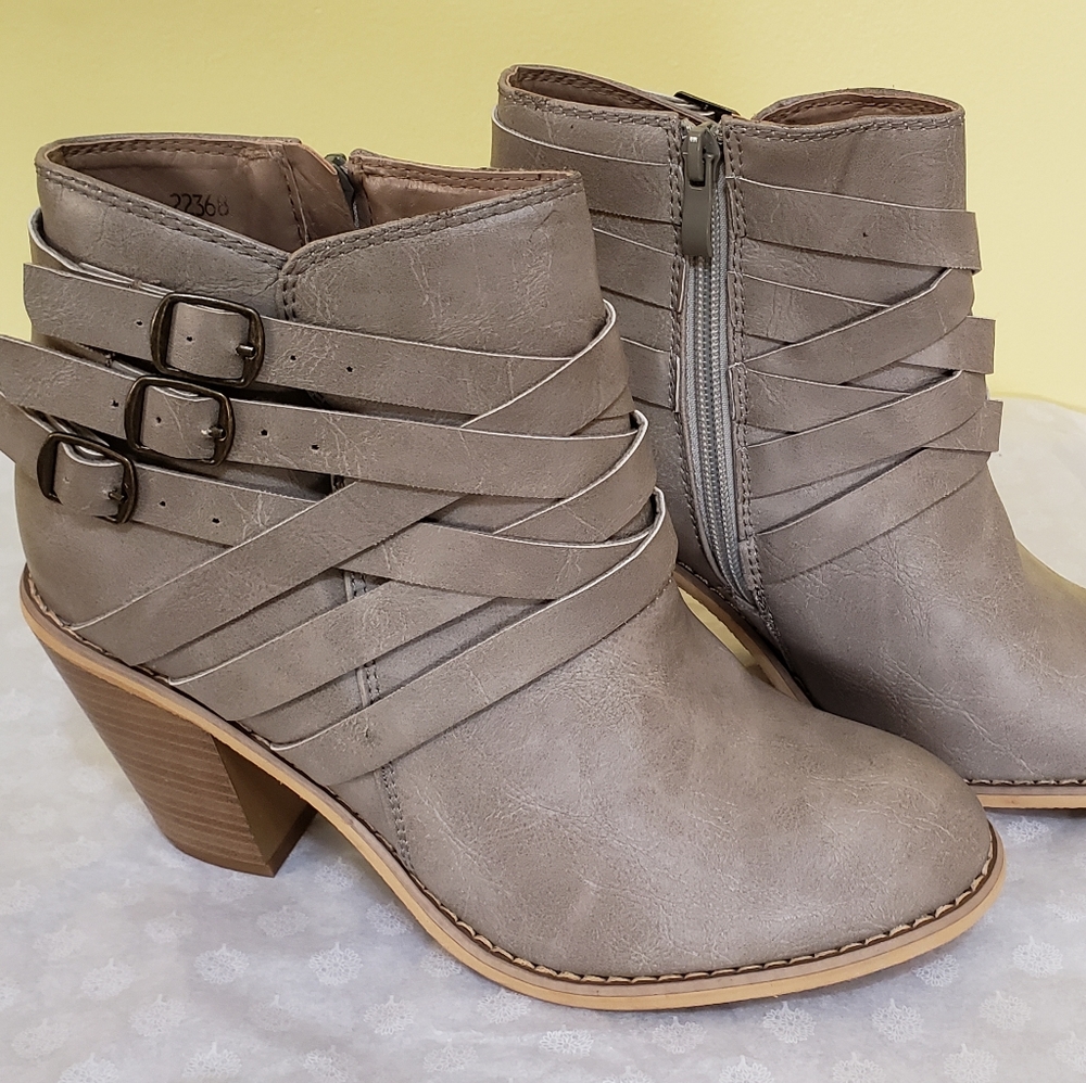 Women's booties